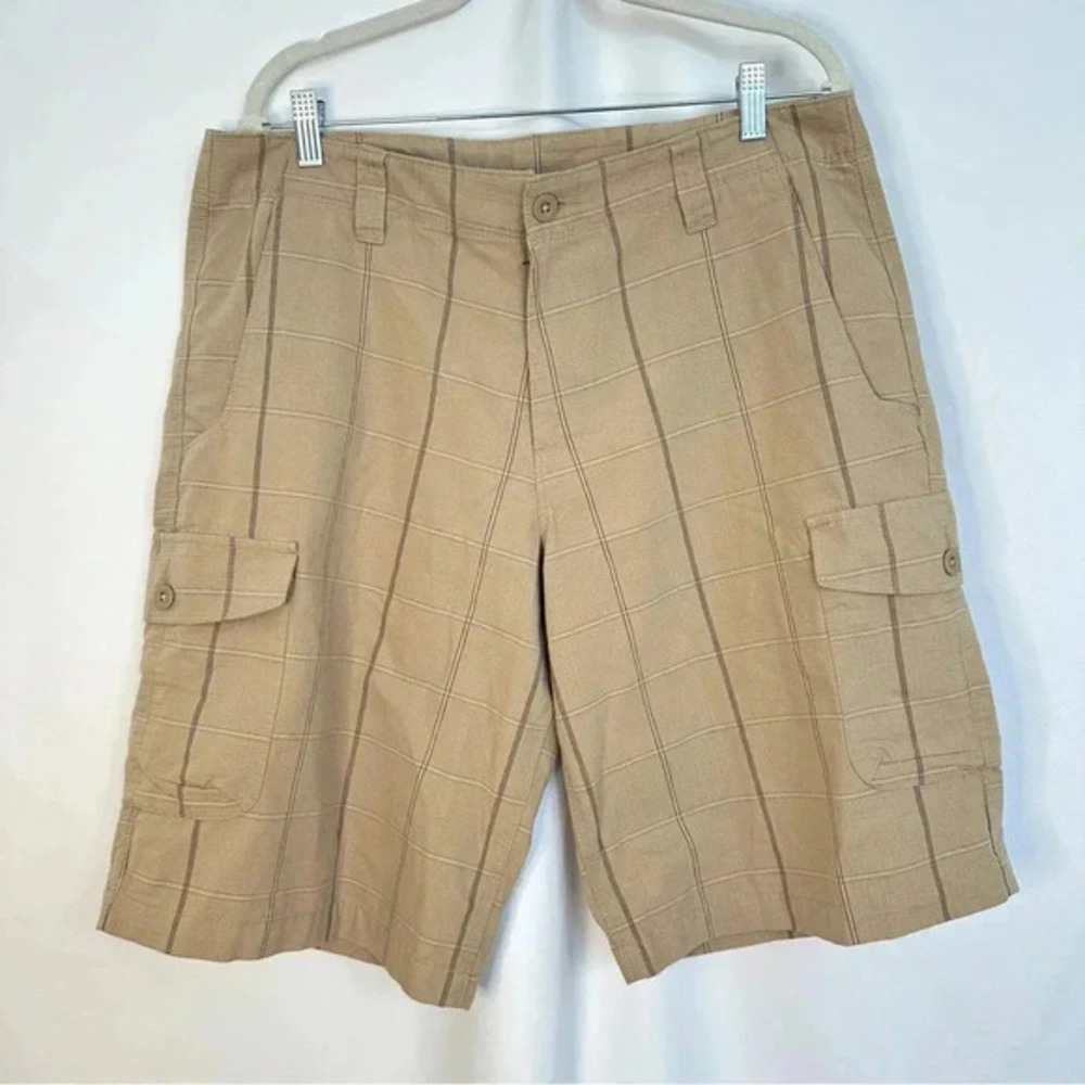 The North Face Rainier Surplus Cargo Shorts Mens Size 36 Beige Outdoor Camping